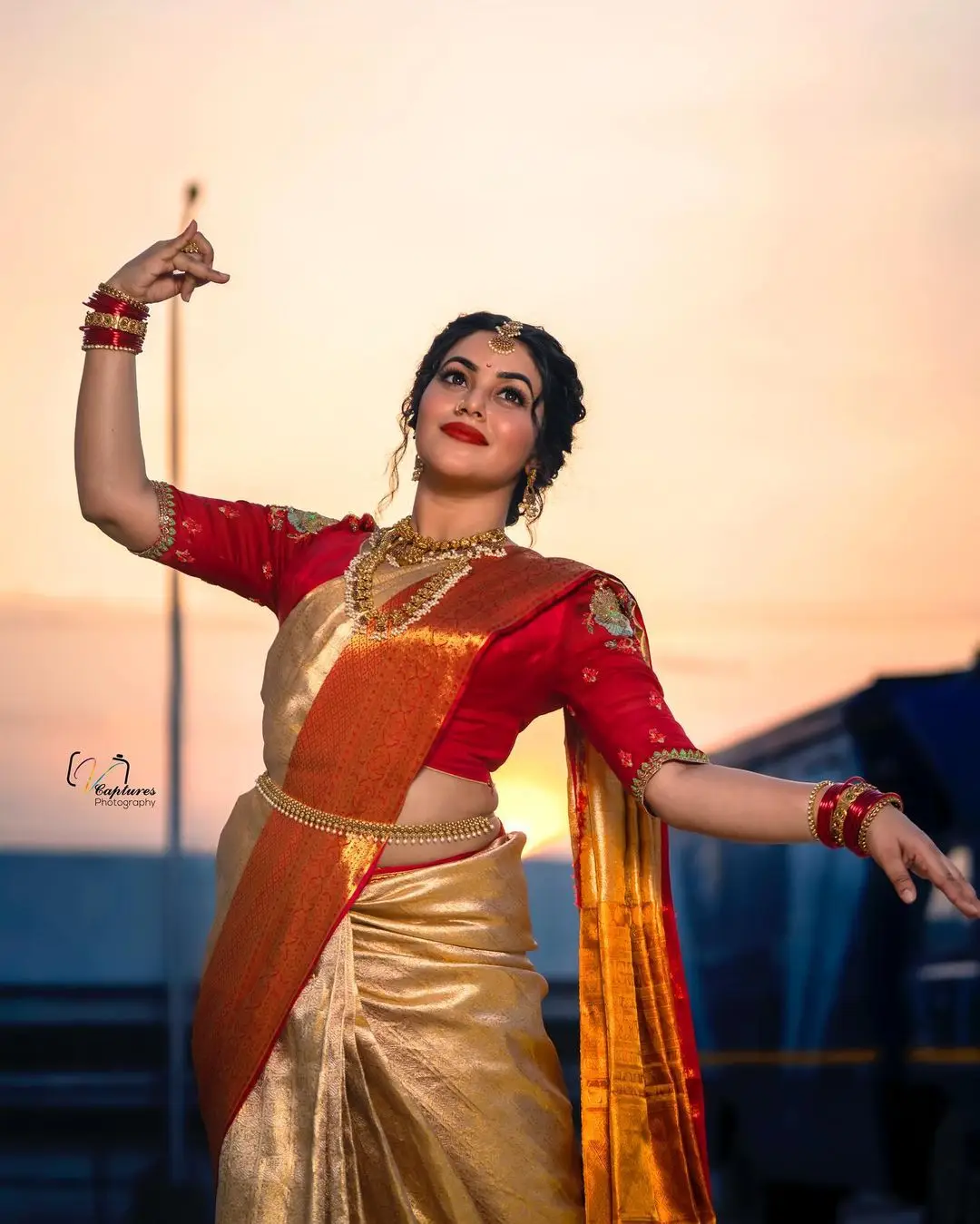 Malayalam Girl Shamna Kasim In Beautiful Jewellery Orange Saree